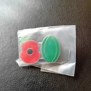 iRELAND Rugby Remembrance Enamel Pin Badge. A Very Collectible Badge to Keep. - Picture 1 of 2