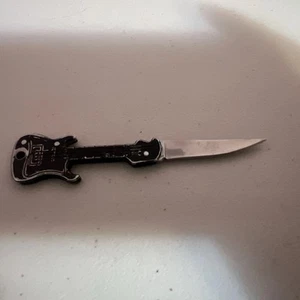 Stainless Steel Novelty Guitar Key Ring Key Chain Folding Pocket Knife - Picture 1 of 4