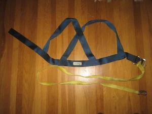 Forespar Sailing Safety Harness Nice solid condition. A bit dirty - Picture 1 of 4