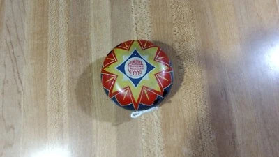 Vintage Duncan Starburst Tin Whistling YoYo,1950's,rare! - Image 1 of 4