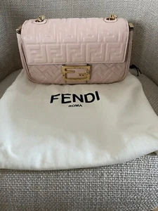 Fendi Baguette Chain Midi Nappa Leder 2800€ UVP - Bild 1 von 6