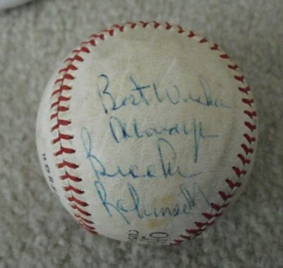 Vintage Orioles MLB HOF Player Brooks Robinson Signed Baseball - Image 1 of 2