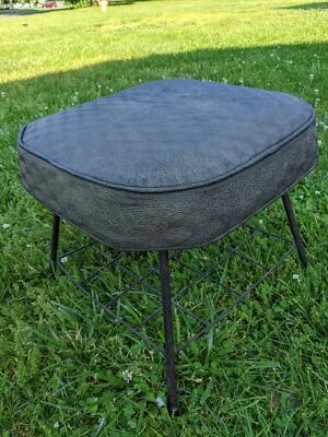 Unique Sweet Funky MCM Vtg Retro Mod Textured Black Iron Leg Stool 15x15x14.5" - Image 1 of 4