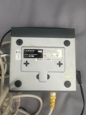 Linksys SD208 8 Port 10/100/1000 Mbps Switch & Power Adaptor - Used - Image 1 of 4