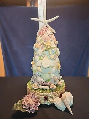 Árbol de Navidad iluminado concha marina, hecho a mano de Sanibel, conchas marinas de Florida Foto 1 de 4