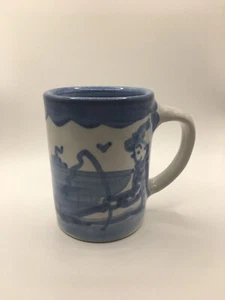 Hadley Fisherman Becher handbemalte Kunstkeramik - Bild 1 von 4
