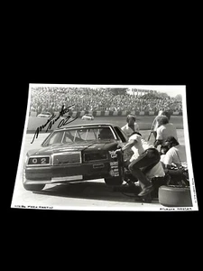 Mark Martin AMERICAN FORD #02 VINTAGE B&W 1986 autographed 8x10 NASCAR photo - Picture 1 of 4