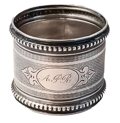 Anillo servilleta moneda plata con cuentas y grabado mono'd APR Foto 1 de 3