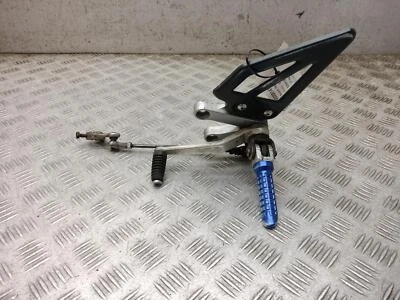 Suspensión delantera izquierda Suzuki GSXR 600 K2 2003 Foto 1 de 4