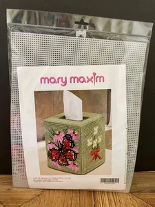 MARY MAXIM Monarch Tissue Box Cover Plastic Canvas Lit 24713 - Picture 1 of 3