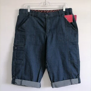 NWT Lee Womens Blue Comfort Relaxed Fit Denim Jean Skimmer Cargo Shorts Size 16P - Picture 1 of 8