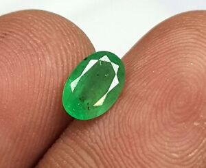 0,81 ct natürlicher Smaragd aus Sambia in ovaler Form, unbehandelter loser...