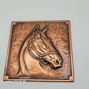 Vintage Copper Art Repousse Horse Profile Albert Gilles Inc 4 in Plaque Canada - Bild 1 von 6