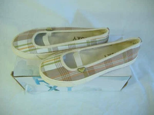 New Womens 6 ROXY Radcliff Madras Plaid Khaki Skate Boat Shoes MSRP $45 - Picture 1 of 1