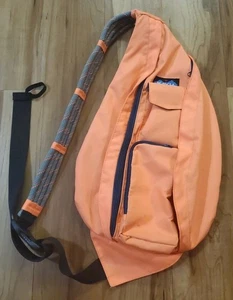 KAVU Rope Sling Bag Orange Crossbody Rucksack Outdoor Wandern Schulter Reise - Bild 1 von 4