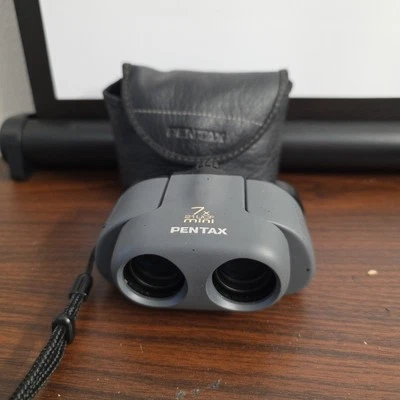 Pentax 7x21 Ucf Mini Binoculars F - Image 1 of 4