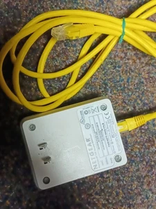 NETGEAR POWERLINE AV 200 ADAPTER XAV2001 With Cable Connector - Zdjęcie 1 z 3