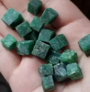10 Natural Rough Colombian Emeralds. Laboratory Tested As Natural. 5-7 Ct Each - Picture 1 of 7