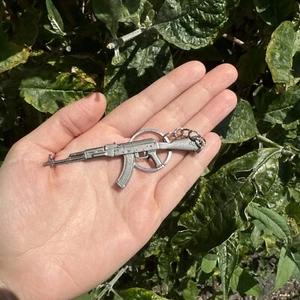 Metal AK47 Small Gun Keyring Aprox 9cm Assault Rifle Mini Gift Keyring - Picture 1 of 5
