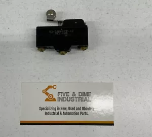 Honeywell BZ-2RW822-A2 Micro Switch Industrial Roller Limit Switch - Picture 1 of 5