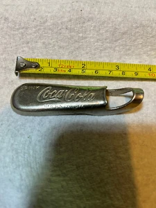 Coca Cola Flaschenöffner Metall Patina Soda Diät Cola Bier Sammler tolles Geschenk - Bild 1 von 4