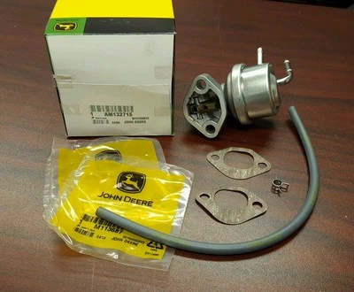 Bomba de combustível AM132715 M113687(2) John Deere OEM com gaxetas - Imagem 1 de 4