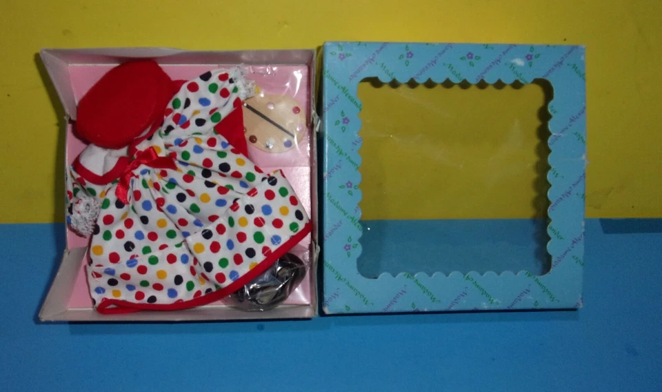 New In Box Madame Alexander 8" Doll Clothes Artist Outfit w/ Pallet Hat & Shoes - Image 1 of 1