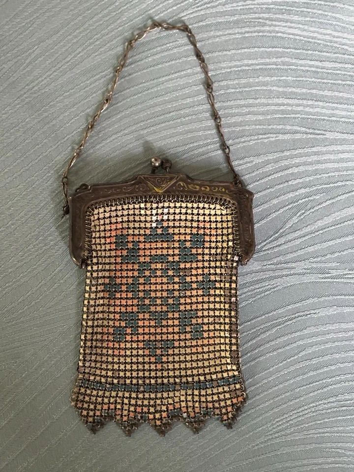 Cartera de noche vintage de los años 20 Whiting & Davis Art Nouveau Deco malla metálica y esmalte Foto 1 de 4