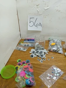 100's Of Googly Eyes All Different Colors And Sizes - Picture 1 of 14