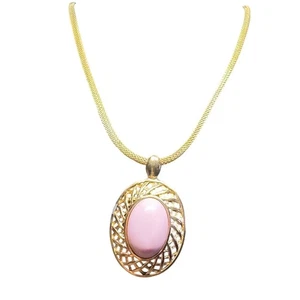 Vintage Trifari Gold Tone Necklace Pink Cabochon Oval Pendant Jewelry 1980's - Bild 1 von 8