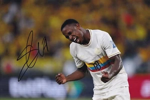Football - Luis Sinisterra - Hand Signed 12x8 Inch Photograph - Colombia - COA - Picture 1 of 1