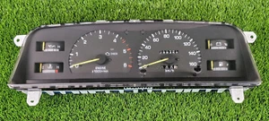 Toyota Hilux Surf 1989-1995 Instrument Cluster speedometer Diesel Oem jdm used - Picture 1 of 15