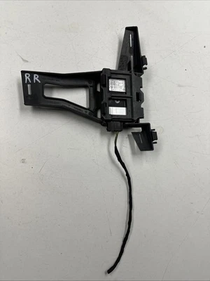 2014-2019 Mercedes CLA 250 Rear Right Blind Spot Monitor Sensor OEM Model Foto 1 de 4