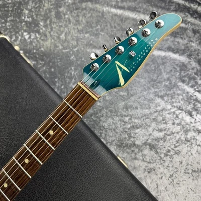 Tom Anderson Finest Quilted Maple Drop Top Bora Blue Burst с креплением 3,03 кг M - Изображение 1 из 4