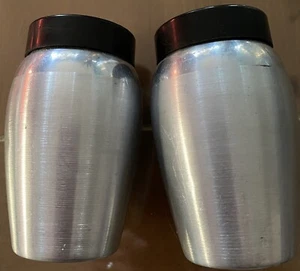 Vintage Retro Salz und Pfefferstreuer - Bild 1 von 9