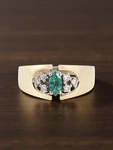 ANELLO FASCIA ORO MASSICCIO 14K MARQUISE SMERALDO NATURALE ZAFFIRO BIANCO MISURA 8 #7960 - Foto 1 di 7