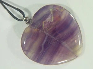 Colgante en forma de corazón de fluorita BUTW 48,9 quilates. con collar cordón lapidario 1669D - Imagen 1 de 2