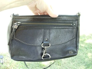 The Sak Handtasche schwarz Leder verstellbar Umhängetasche neu ohne Etikett - Bild 1 von 8