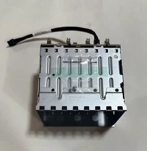 P23402-001P14289-001HPE DL38x G10:+ 8SFF U.3 x4 NVMe Cage B/p P24047-001 + Pwr - Picture 1 of 3