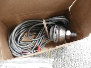 New Setra Pressure Transducer Model 209 Electrical Hydraulic 2091200PG2M2810 - Picture 1 of 3
