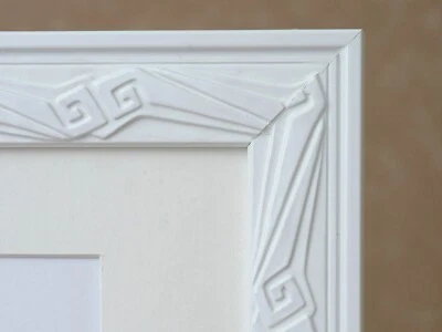 Quadro 8" x 10" | Mancha branca brilhante com design Noveau Rosebud | Com tapete - Imagem 1 de 4