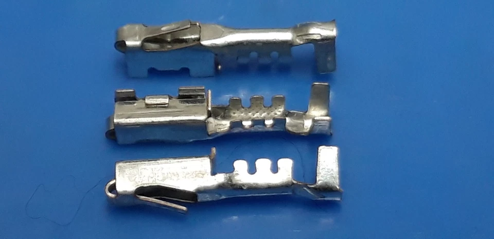 10 x Delphi Metri-Pack Buchse 150 Serie Terminal Steckverbinder CBL Kontakt - Bild 1 von 1