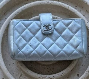 Rare Vintage Chanel 2010 O-phone Holder Quilted Silver Leather Clutch Bag - Picture 1 of 17