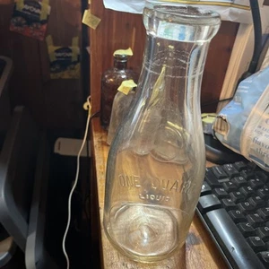 Vintage 1900s One Quart Glass Milk Bottle Circle Slug For Label Good Flower Vase - Picture 1 of 13