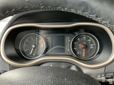 Jeep Cherokee 2017 velocímetro Cluster OEM | 140 MPH | 3,2 L 78 k millas Foto 1 de 4