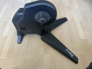 Tacx Flux Smart Rennradtrainer Mit Bluetooth - Bild 1 von 4