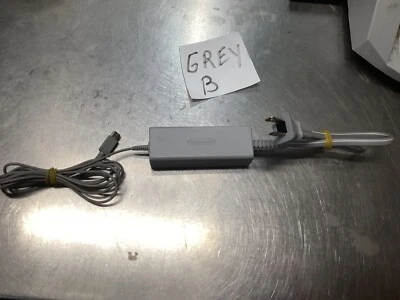 Nintendo Genuine Original Official WUP-011 (USA) AC Adapter Power Supply Gray - Image 1 of 2