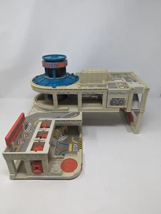Micro Machines Compatible Toy Garage - Picture 1 of 11