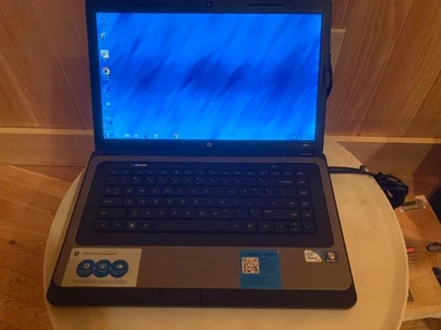 зарядное устройство для ноутбука hp 2000-200 300 гб - Изображение 1 из 3