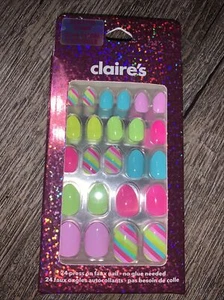 Claire’s Press On Faux Neon Stripe Pink Blue Green Rainbow 24 Nail Manicure Set - Picture 1 of 3